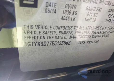 2014 Chevrolet Corvette Stingray Z51 z USA, uszkodzony, nr VIN 1G1YK3D77E5125862